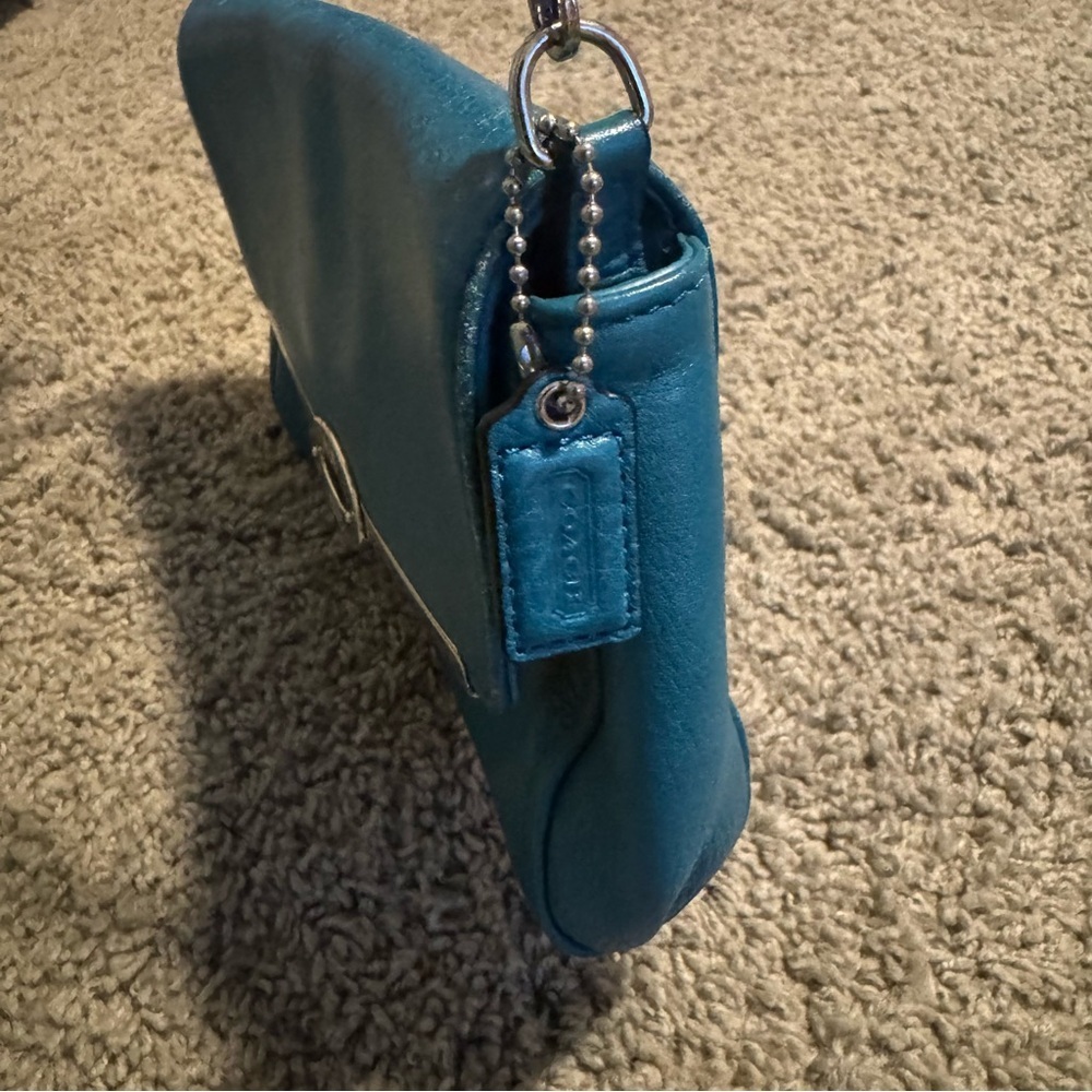 Coach Madison Teal Leather Crossbody or Shoulder Bag with Chain Strap | GUC - Picture 12 of 15